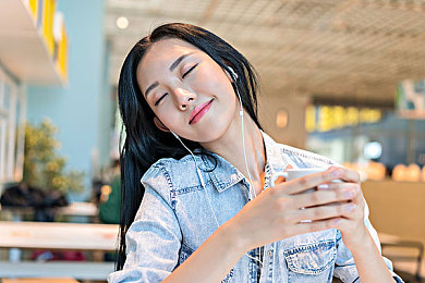 99热在线观看｜影视盛宴随心享，99热在线观看新体验-2