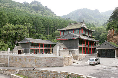 黄色软件下载链接｜网络陷阱揭秘：警惕黄色软件，守护你的安全世界