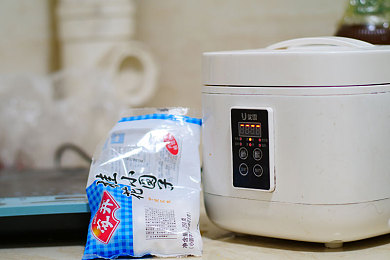 体育生边缘呻吟被榨精GV｜奔跑于沉重压力之下的青春梦想与坚持