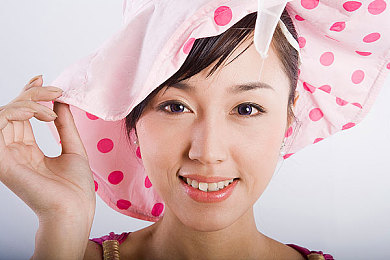 美女黄网｜揭秘网络“美女黄网”：揭示色情内容阴暗面，警示网民警惕！-3