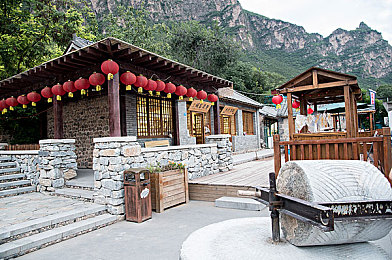 火影18家+动漫｜《火影忍者》跨界18品牌联名，动漫市场新篇章开启-2