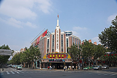 黄色软见1：揭秘“黄色软见”风波：网络低俗内容传播引社会关注，呼吁共同净化网络环境