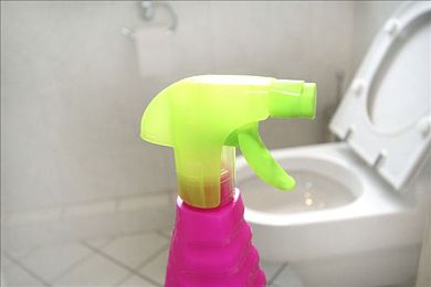 男人用鸡鸡桶女人：正义守护：公共场所防侵犯危机-2