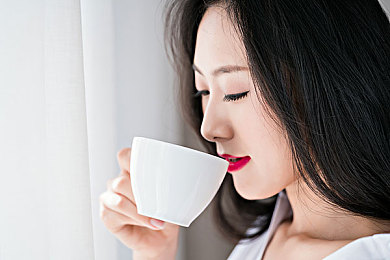 好色先生V：新游热议：独特题材引发玩家热烈讨论，游戏社会责任引关注-2