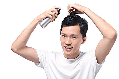 黄软件都是免费：揭秘免费游戏真相：诱惑与陷阱并存，玩家如何理性消费？