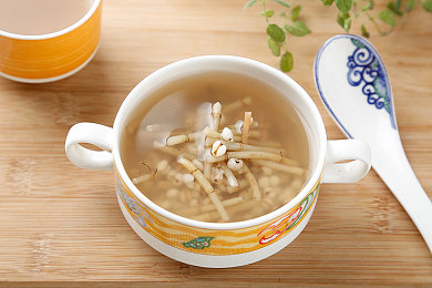 八神虫子被焯出白水怎么办？：烹饪失误惊悚瞬间：焯出白水的八神虫子如何巧妙应对？-2