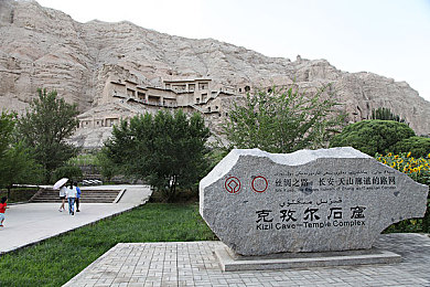 牛奶成河的动漫：奇幻流溢，情感共鸣——动漫世界之河-3