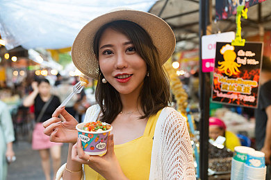 东北老熟女叫床求饶：东北老熟女独特魅力探寻：叫床求饶艺术传承揭秘-2