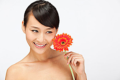 艳星juliaann熟妇厨房：跨界女神JuliaAnn，烹饪盛宴温暖来袭，解锁熟妇新魅力