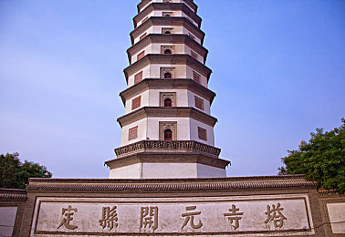 积积放入英语老师的句号：巧夺天工句号术，英语写作焕新篇-1