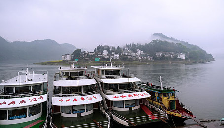 黄色app免费下载3.0版大全：清朗网络，绿色游戏，共护青春成长之路-3