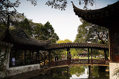 莉可的不可思议差事冷狐游戏特色：奇幻冒险启程，莉可之旅创新手游体验探秘-2