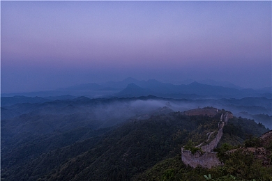 巨大黑迪克开s娇小亚洲：游戏道德风暴：创新边界争议引发行业深思，社会共议青少年价值观塑造