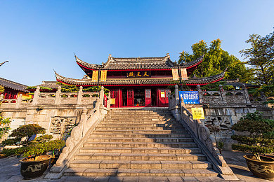 草莓视频在线观看历史：重温光影足迹，尽享个性化观影之旅