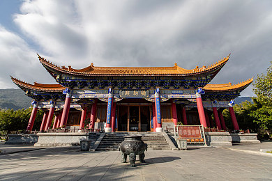 亚洲a v：数字浪潮中的成人影视：亚洲产业变革与未来展望-4