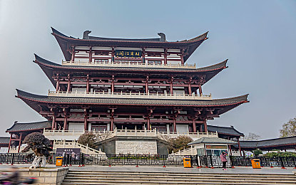 男生和女生差差差滑轮：滑轮极限对决：性别巧技，视觉盛宴-2