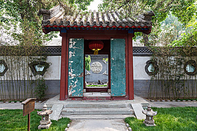 午夜商店安卓版下载：惊悚夜行，探秘幽径：解锁《暗夜魔店》神秘冒险之旅-4