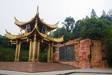 无尽 向上 讨厌：揭秘游戏迷局：挑战极限背后的厌烦情绪，如何让“无尽向上”不再令人讨厌？-2