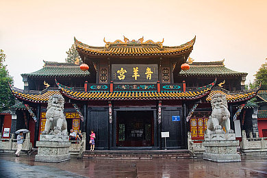 免费看美女脱衣服的软件：经营魅力店铺，解锁美女故事：揭秘趣味互动游戏背后奥秘-2
