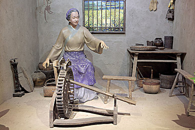 女人把秘 扒开让男人游戏：奇幻秘境，勇闯女性心门，共谱冒险传奇-3