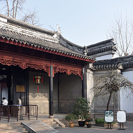 娇妻被按摩师进入征服：“家庭伦理边界模糊，按摩行业规范引关注：一男子诉按摩师事件引发社会深思”-4